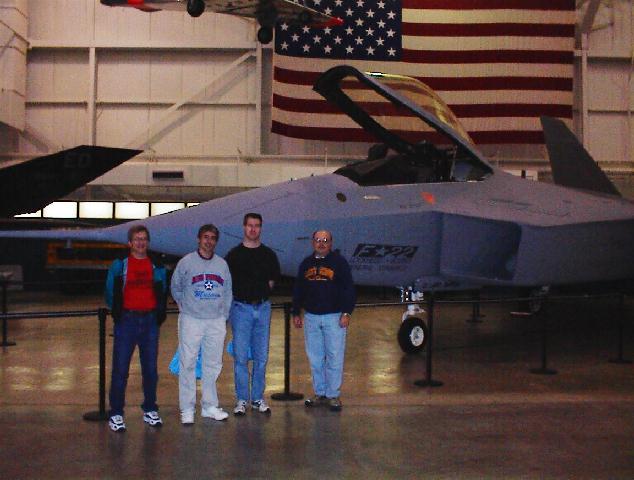 99afm_f22.jpg (199719 bytes)